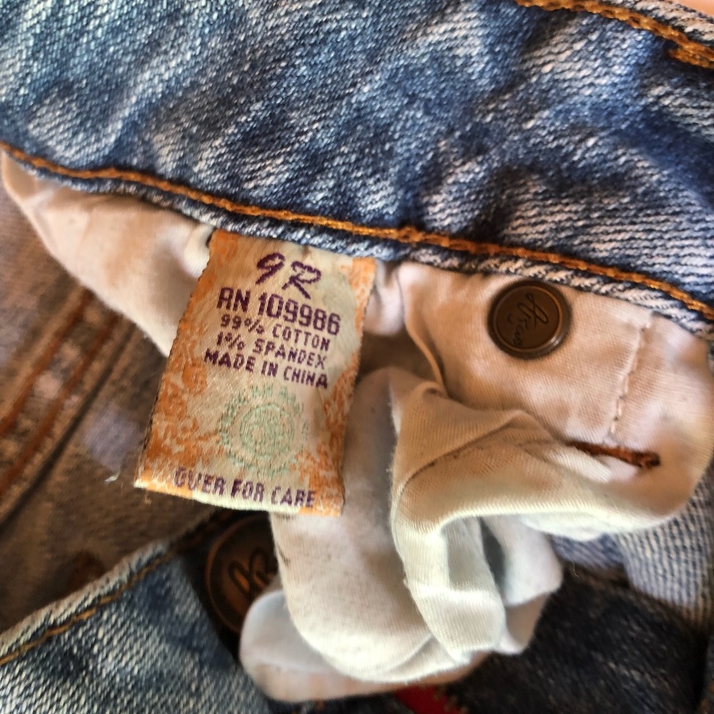American Rag Boot Cut Jeans - Picture 6 of 7